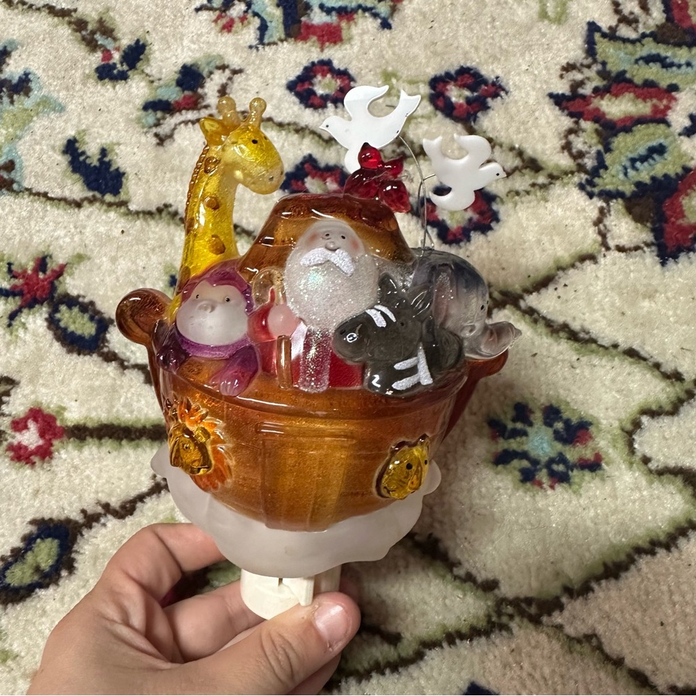Vtg | Noah’s Ark Night Light